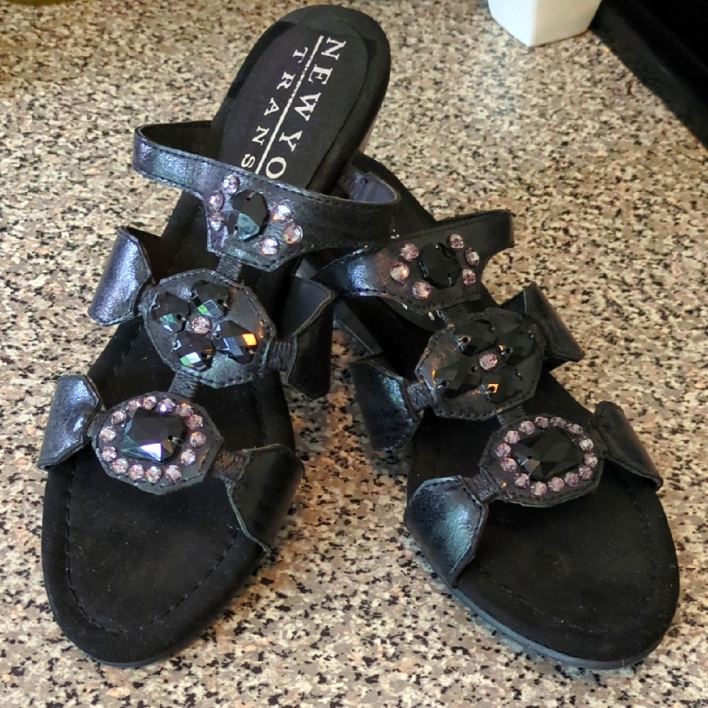 New York Transit Black and Purple Gem Sandals